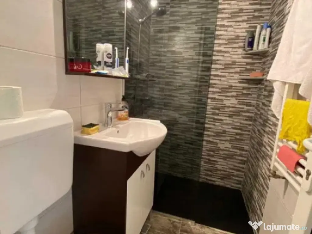 Apartament 2 camere în zona Centrală, Brașov – 40 mp