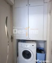 Apartament 3 camere Semidecomandat - 60 mp, Etaj 4 