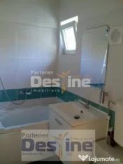 Apartament 3 camere Semidecomandat - 60 mp, Etaj 4 