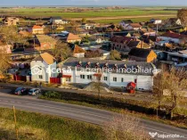 Clădire potrivită pentru proiecte educaționale sau de ...