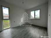 Apartament cu 2 camere, bucatarie inchisa in Giroc la asfalt 