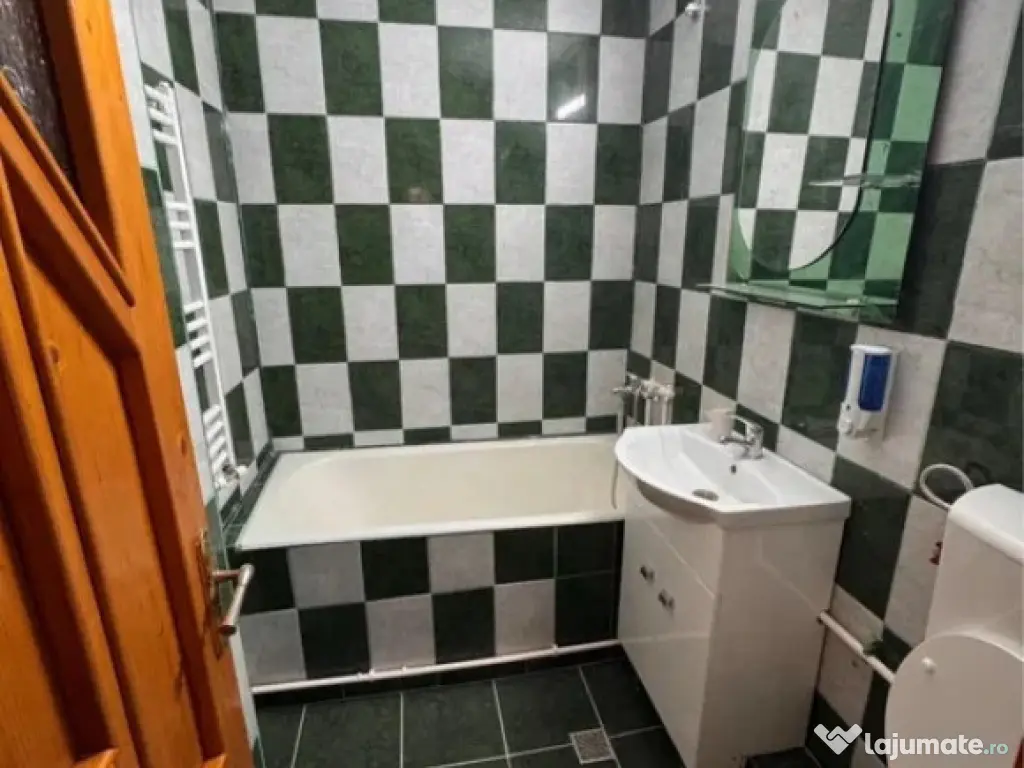 Apartament cu 2 camere ~ zona Micro 14 ~ Conf. 1 decomandat ~