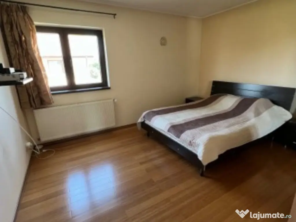 Casa 5 camere, P+1+Pod, toate utilitatile