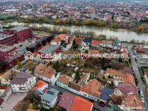 Casă în zonă liniștită, lângă Malul Mureșului cu ...