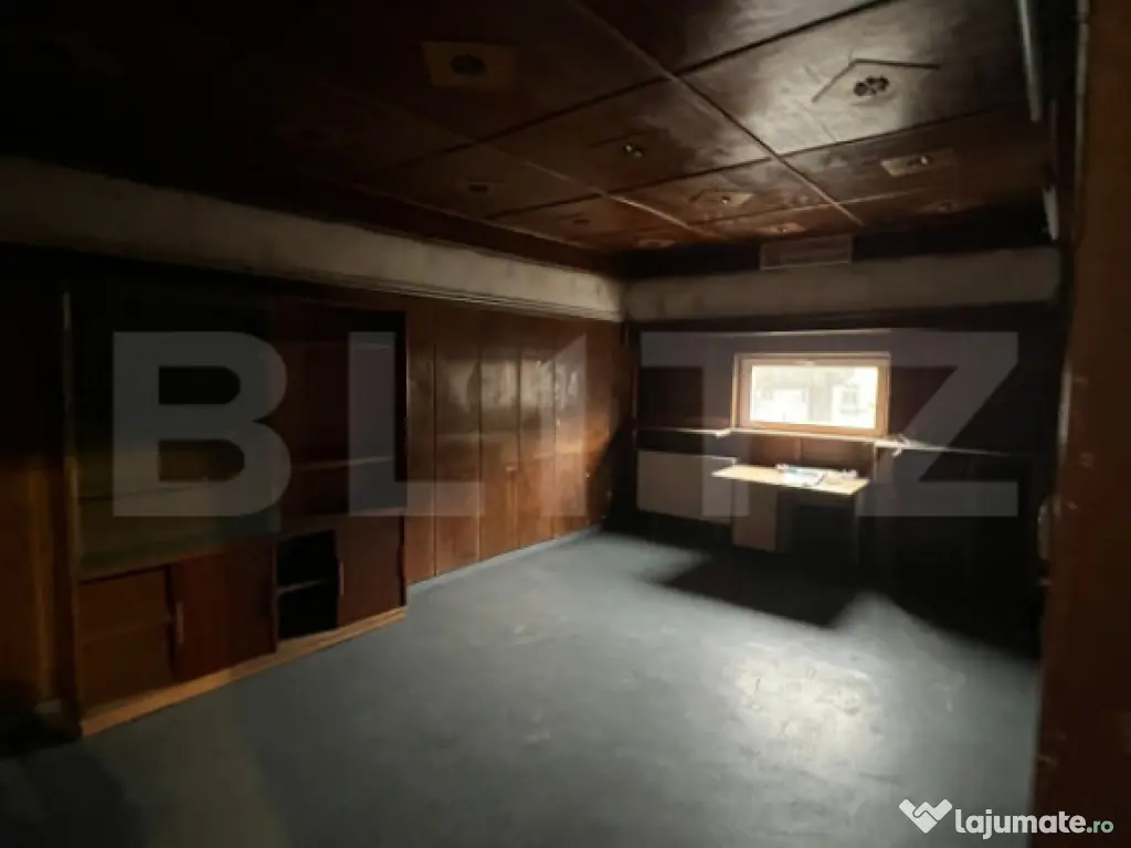 Spatiu comercial de inchiriat, 900 mp, zona Semicentral