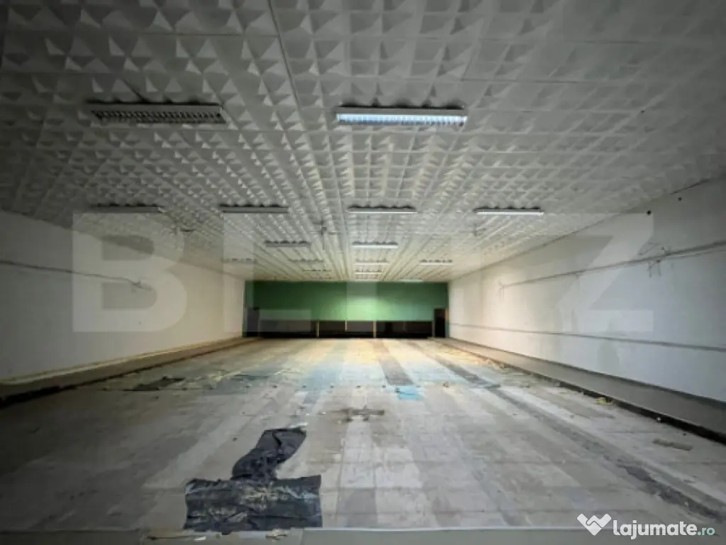 Spatiu comercial de inchiriat, 900 mp, zona Semicentral