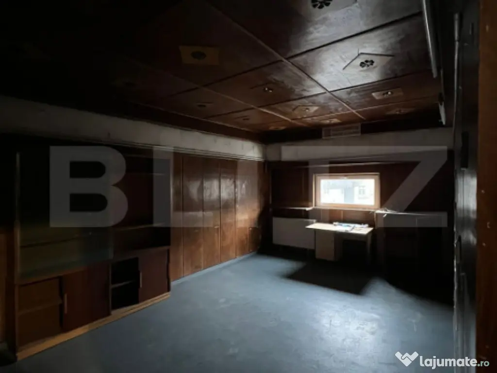 Spatiu comercial de inchiriat, 900 mp, zona Semicentral