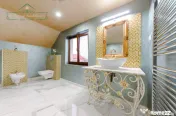 Vilă cu 5 camere, piscină și 805 mp teren, zona Vladimire 