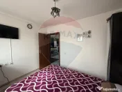 Apartament cu 3 camere de vânzare în zona Lapus 