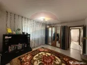 Apartament cu 3 camere de vânzare în zona Lapus 