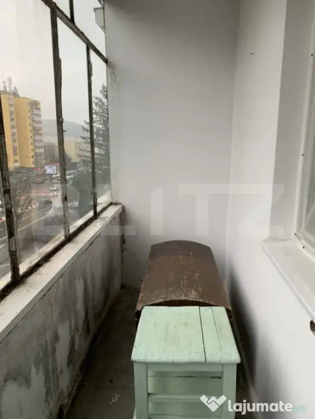 Apartament cu 4 camere, 76 mp, zona Centrala