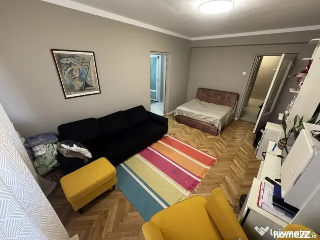 Apartament 3 camere zona Centrala