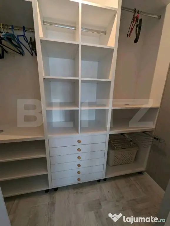 Apartament 2 camere superb,mobilat complet,parcare proprie