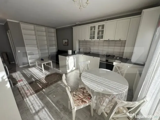 Apartament 2 camere superb,mobilat complet,parcare proprie