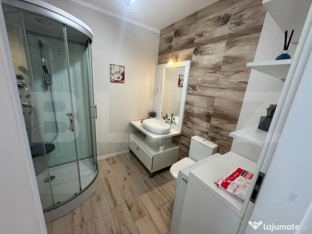 Apartament 2 camere superb,mobilat complet,parcare proprie