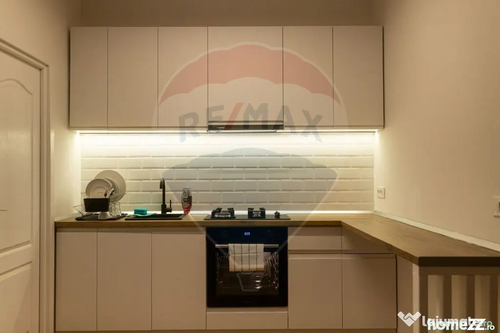 Apartament premium cu 4 camere de închiriat - Ultracentral