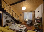 Casa superba cu 15 ari teren situata in Curteni