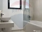 Vilă cu 4 camere de vânzare in Liziera de Lac 