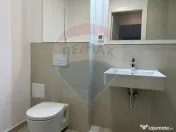 Vilă cu 4 camere de vânzare in Liziera de Lac 