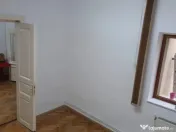 Casa 3 camere de inchiriat zona Piata Ovidiu,CENTRALA GAZ 