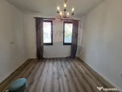 DE INCHIRIAT Casă / Vilă cu 5 camere în zona Ferme/OTO... 