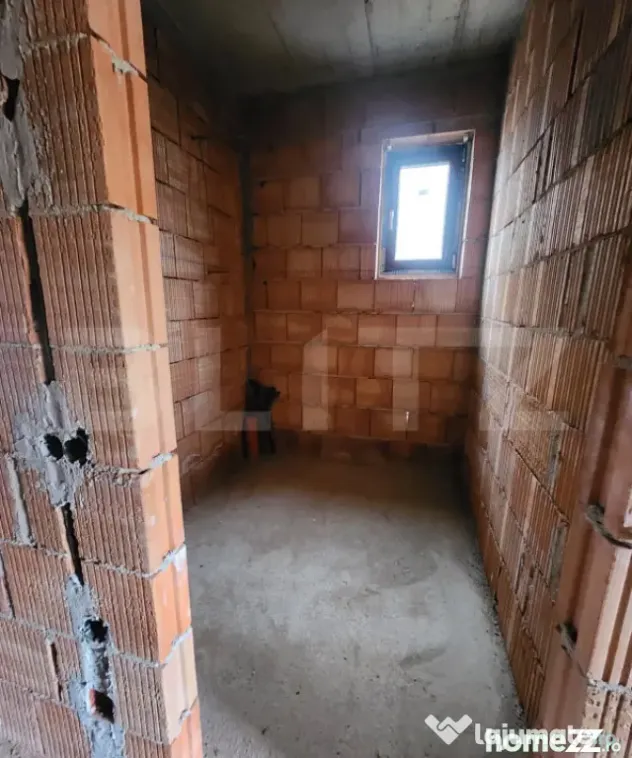 Dupex de vanzare, 120 mp utili, 150 mp de teren, zona Fagulu - Floresti (Cluj)
