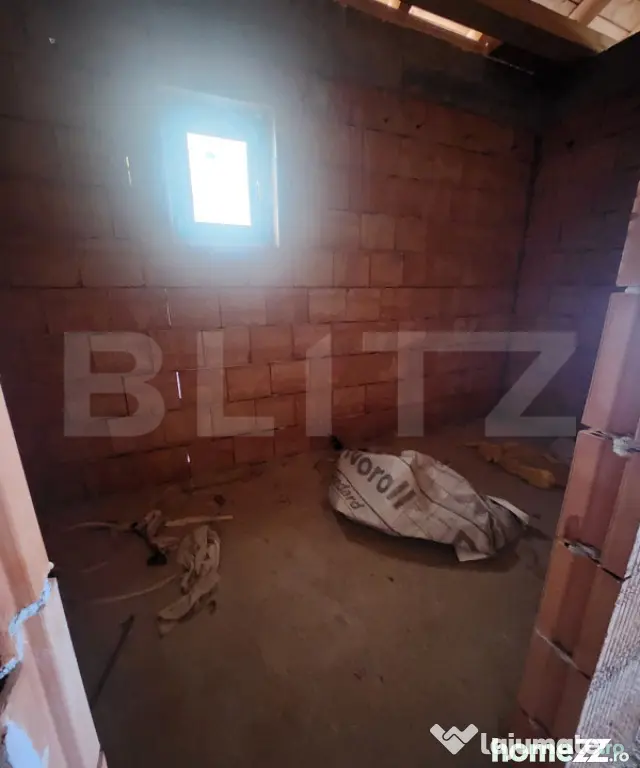 Dupex de vanzare, 120 mp utili, 150 mp de teren, zona Fagulu - Floresti (Cluj)