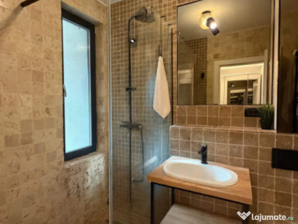 Apartament modern 2 camere-garaj-terasa 73 mp vedere la lac