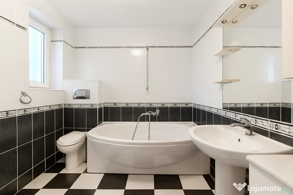 Casă de vacanță sau locuință permanentă, teren 2649 mp, Snagov - Ciofliceni