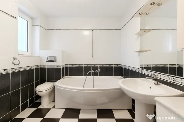 Casă de vacanță sau locuință permanentă, teren 2649 mp, Snagov - Ciofliceni