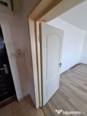 KM 5-garsoniera in bloc de apartamente
