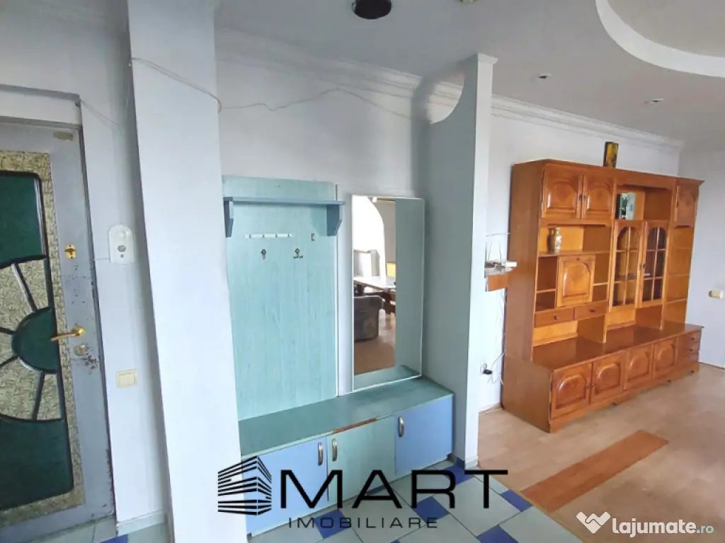 Apartament 3 camere decomandate zona Terezian