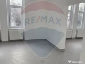 Spațiu comercial pe strada Elena Ghiba Birta 