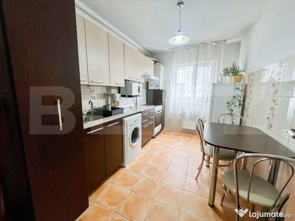 Apartament 2 camere 57 mp, etaj intermediar, parcare, zona E - Floresti (Cluj)