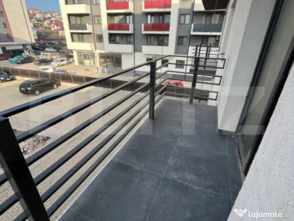 Apartament 3 camere, 65 mp, zona Visani