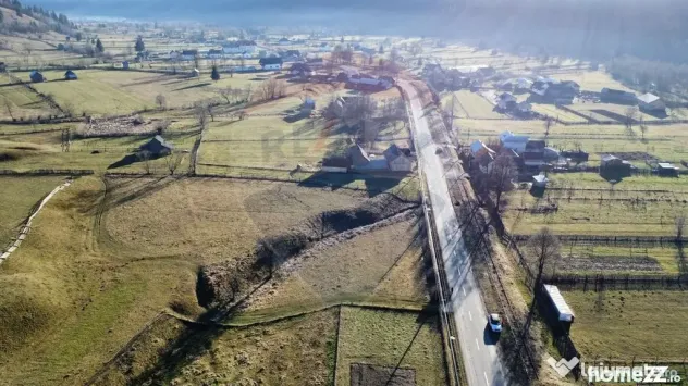 Teren de vanzare Vatra Moldovitei BUCOVINA - Vatra Moldovitei (Suceava)