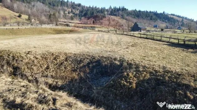 Teren de vanzare Vatra Moldovitei BUCOVINA - Vatra Moldovitei (Suceava)