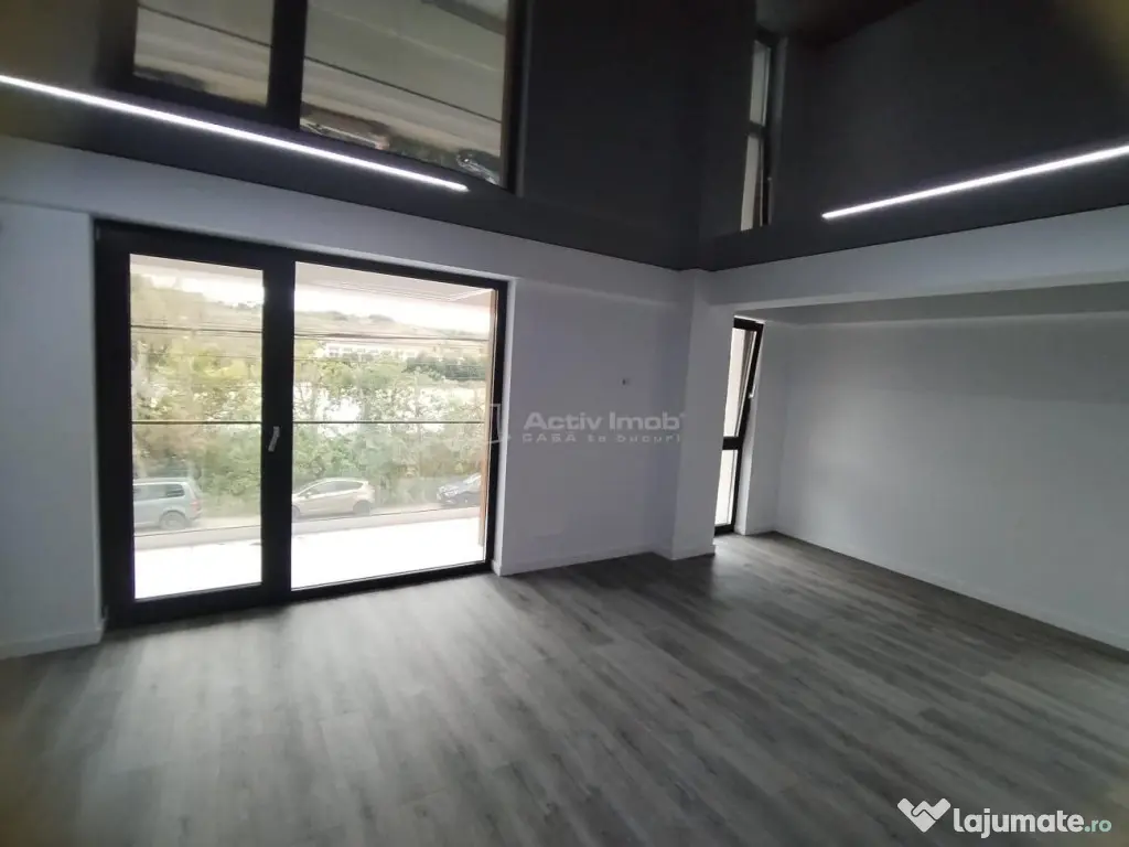 De apartament 2 camere in Rediu , vedere lac