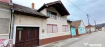 Casa individuala de in Berzasca, jud. Caras-Severin