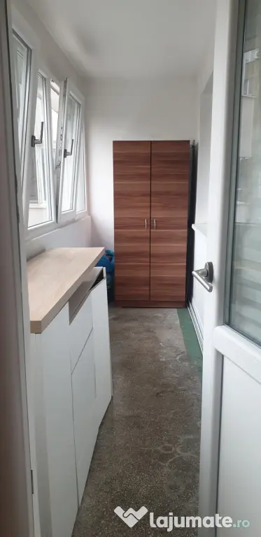 Închiriez Apartament 3 camere, poziționat excelent la metrou Lujerului