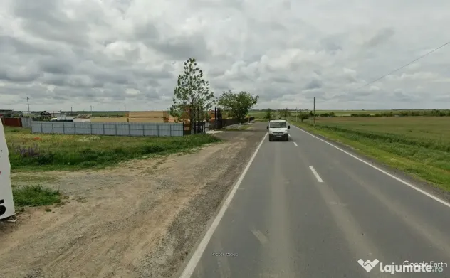 Teren de vanzare in Lazu