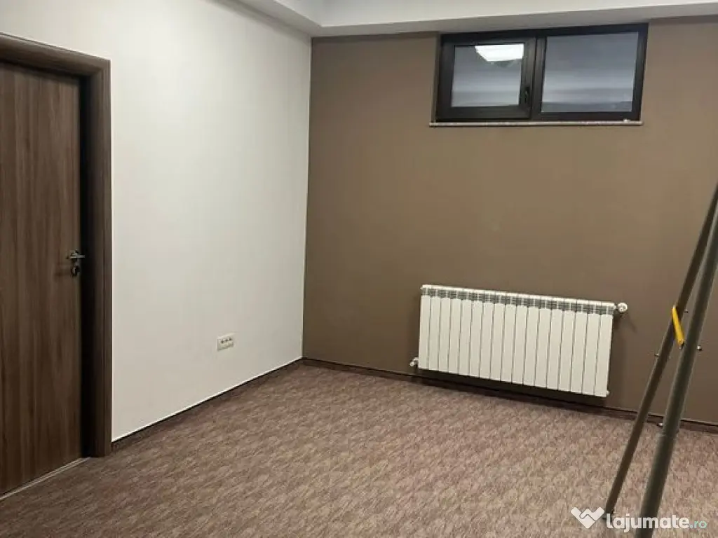 Spatiu comercial de vanzare - KM 4-5