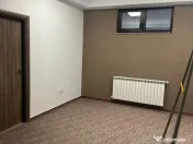 Spatiu comercial de vanzare - KM 4-5 