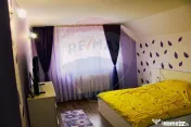 Casă / Vilă cu 6 camere de vânzare în zona Oncea 