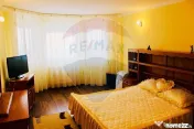 Casă / Vilă cu 6 camere de vânzare în zona Oncea 