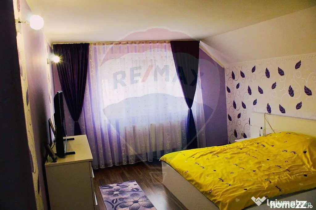 Casă / Vilă cu 6 camere de vânzare în zona Oncea