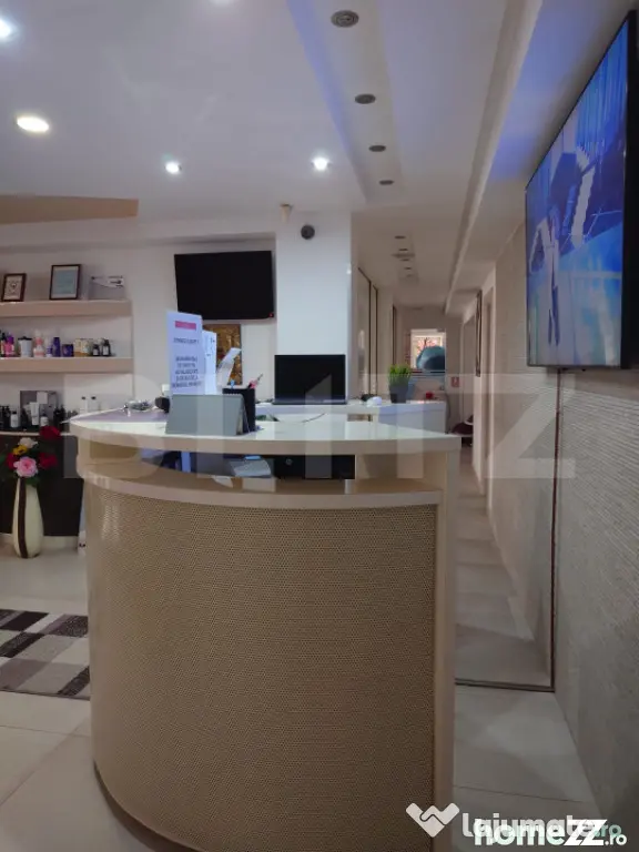 Spatiu comercial, 290 mp, fosta sala de fitness, zona Micro - Targoviste (Dambovita)