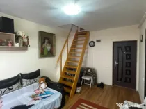 Garsoniera pe două nivele, 38 mp, zona Tepes