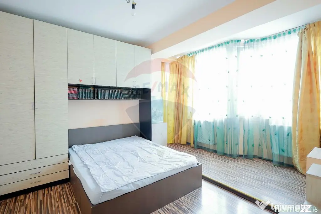 De vânzare apartament cu 3 camere în zona Nufărul - Oradea (Bihor)