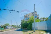 De vânzare apartament cu 3 camere în zona Nufărul 